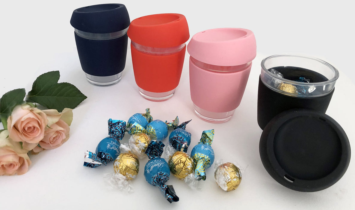 Barista Glass Cup with 4 Lindt Balls